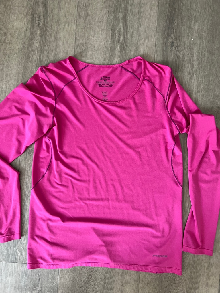 Patagonia Women’s Long Sleeve Tee Bright Pink